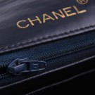 CHANEL MINI FLAP (1989) – KOMPAKT OG TIDLØS ELEGANSE thumbnail