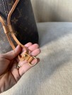 Louis Vuitton Neverfull MM thumbnail