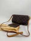 Louis Vuitton Favorite PM thumbnail