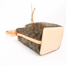 LOUIS VUITTON PETIT NOE thumbnail