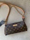 Louis Vuitton Eva Clutch thumbnail