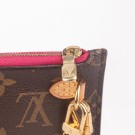 Louis Vuitton Pouch (2015) – klassisk clutch i Monogram canvas thumbnail