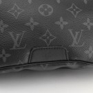 Louis Vuitton Discovery Bumbag (2019) – ikonisk belteveske i sort Monogram thumbnail
