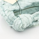 Bottega Veneta Mini Jodie (2020) – ikonisk veske i pastellblått lammeskinn thumbnail
