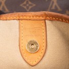 Louis Vuitton Galliera (2009) – elegant hobo i Monogram canvas thumbnail