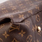 Louis Vuitton Artsy (2011) – ikonisk hobo i Monogram canvas thumbnail