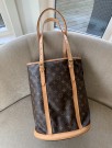 Louis Vuitton Bucket GM thumbnail