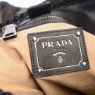 Prada Gaufre Hobo Fringe – Svart nylon med frynser thumbnail