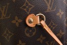 Louis Vuitton Neverfull MM thumbnail