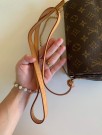 Louis Vuitton Favorite PM thumbnail