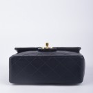 CHANEL MINI FLAP (1989) – KOMPAKT OG TIDLØS ELEGANSE thumbnail