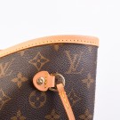 Louis Vuitton Neverfull MM – Monogram Canvas (2009) thumbnail