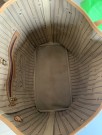 Louis Vuitton Neverfull thumbnail