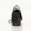 Chanel Classic Flap (1991) – ikonisk veske i sort lammeskinn thumbnail