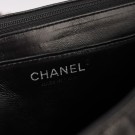 CHANEL MAXI FLAP (2009) – ELEGANT OG ROMSLIG KLASSIKER thumbnail