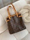 Louis Vuitton Batignolles thumbnail