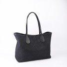 Dior 2005 – Elegant og sjelden i sort canvas thumbnail