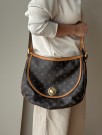 Louis Vuitton Tulum (2006) – elegant veske i Monogram thumbnail