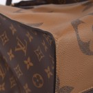 Louis Vuitton On The Go GM thumbnail