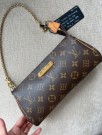 Louis Vuitton Eva Clutch thumbnail