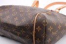 Louis Vuitton Totally MM thumbnail