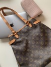 Louis Vuitton Batignolles Vertical  thumbnail
