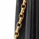 CHANEL CLASSIC FLAP (1980) – IKONISK LUKSUS MED TIDLØST UTTRYKK thumbnail