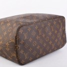 Louis Vuitton Neverfull MM – Monogram Canvas (2009) thumbnail