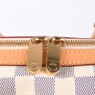 Louis Vuitton Berkeley 2009 – Strukturert og elegant thumbnail