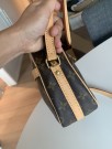 Louis Vuitton Senlis thumbnail