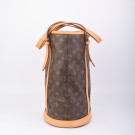Louis Vuitton Bucket GM – Romslig klassiker fra 1998 thumbnail