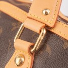 Louis Vuitton Retiro (2011) – elegant veske i Monogram thumbnail