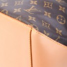 Louis Vuitton Cabas Mezzo thumbnail