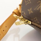 Louis Vuitton Keepall 50 Bandoulière (1997) – ikonisk reiseveske i Monogram thumbnail