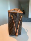 LOUIS VUITTON NEVERFULL MM thumbnail