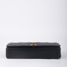 CHANEL CLASSIC FLAP (1980) – IKONISK LUKSUS MED TIDLØST UTTRYKK thumbnail