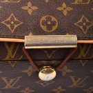 LOUIS VUITTON ABBESSES MESSENGER BAG (2002) – FUNKSJONELL OG TIDLØS SKULDERVESKE thumbnail