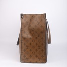 Louis Vuitton On The Go GM thumbnail