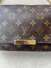 Louis Vuitton Favorite MM thumbnail