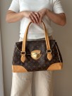 LOUIS VUITTON BEVERLY (2007) – STRUKTURERT OG TIDLØS MODELL thumbnail