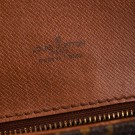 Louis Vuitton Chantilly (1988) – Elegant saddelveske i klassisk monogram thumbnail