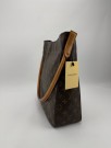 Louis Vuitton thumbnail
