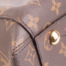Louis Vuitton Montaigne (2010) – elegant veske i Monogram thumbnail