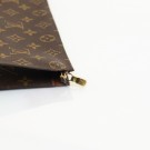 Louis Vuitton Toiletry Bag (1999) – klassisk toalettmappe i Monogram thumbnail