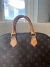 Louis Vuitton Alma thumbnail