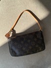 Louis Vuitton Pochette thumbnail