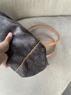 Louis Vuitton Totally MM thumbnail