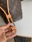 Louis Vuitton Neverfull thumbnail