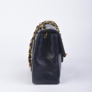 CHANEL MINI FLAP (1989) – KOMPAKT OG TIDLØS ELEGANSE thumbnail