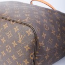 Louis Vuitton Neverfull MM thumbnail